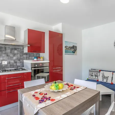 Beautiful In With Kitchen